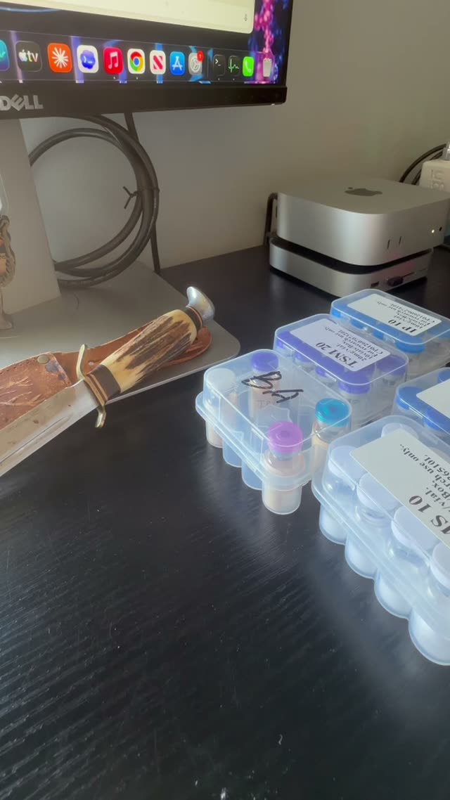 Customer Unboxing — Peptide Stack